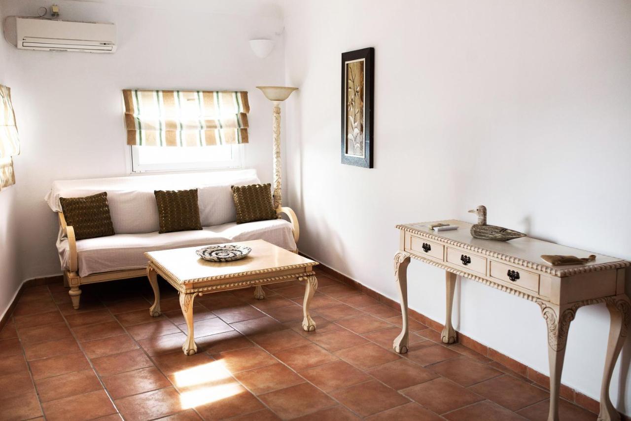 Suites Of The Gods Cave Spa Hotel Megalochori (Santorini) Exterior foto